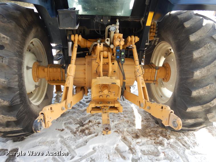 image for item DC0259 2000 New Holland TS110 MFWD tractor