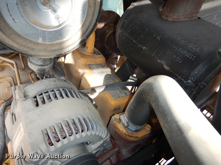 image for item DC0259 2000 New Holland TS110 MFWD tractor