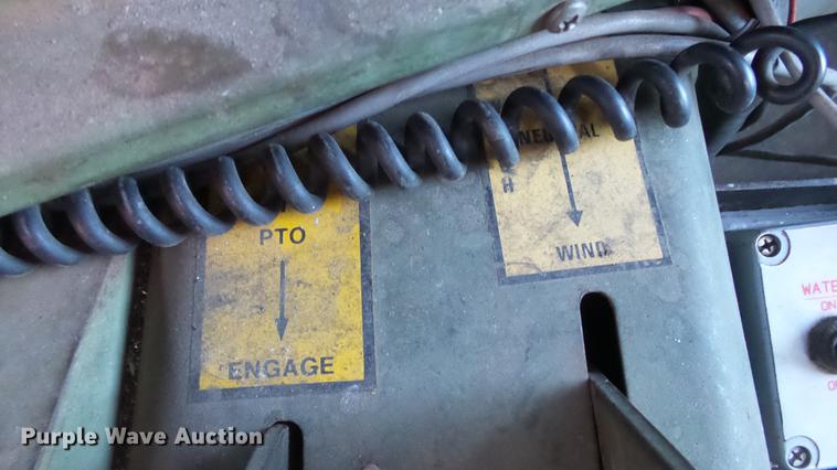 image for item DC0545 1984 Am General tank truck