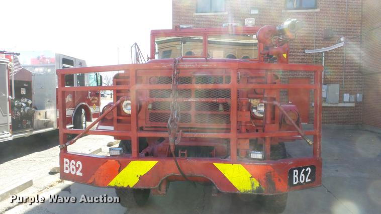 image for item DC0545 1984 Am General tank truck