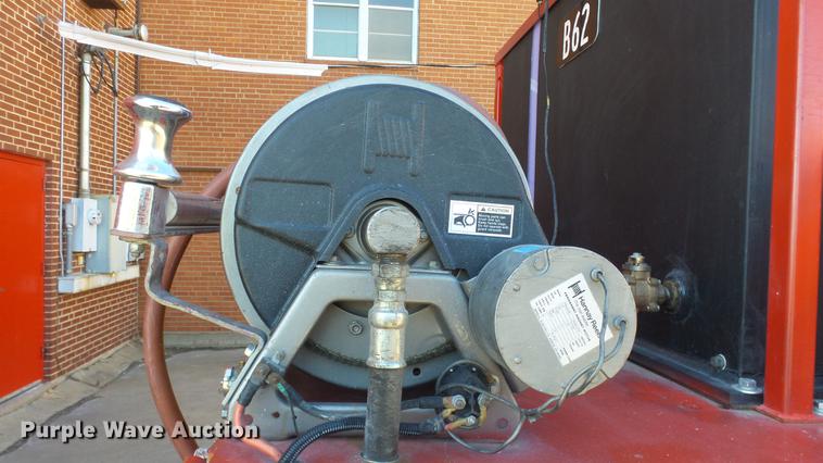 image for item DC0545 1984 Am General tank truck