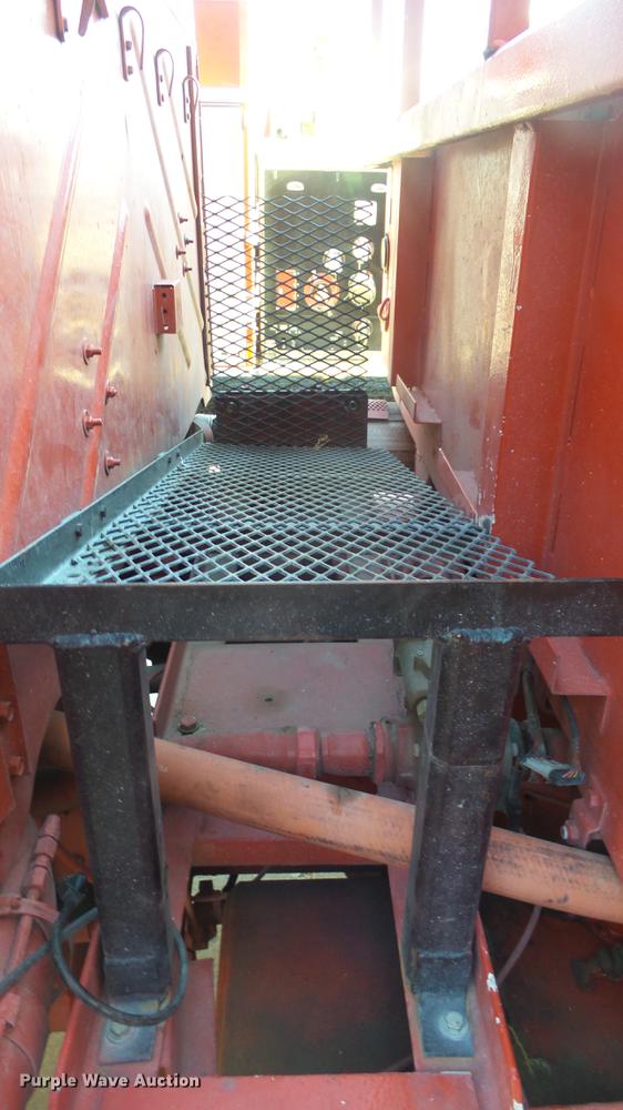 image for item DC0545 1984 Am General tank truck