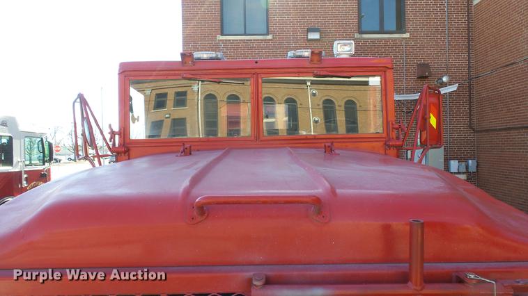 image for item DC0545 1984 Am General tank truck