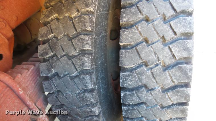 image for item DC0545 1984 Am General tank truck