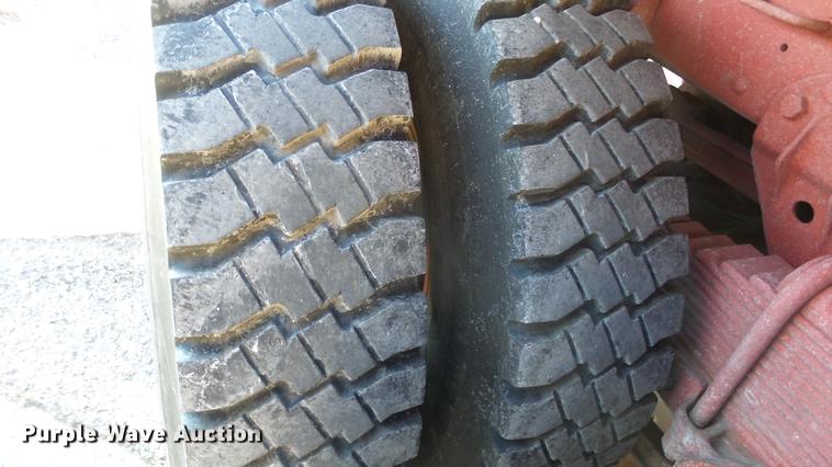 image for item DC0545 1984 Am General tank truck