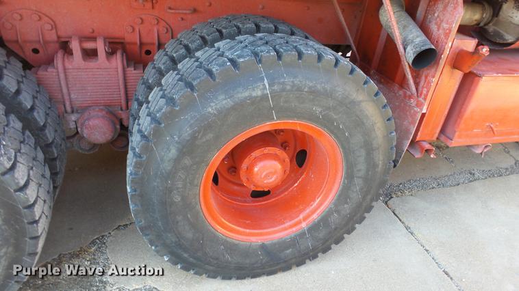 image for item DC0545 1984 Am General tank truck