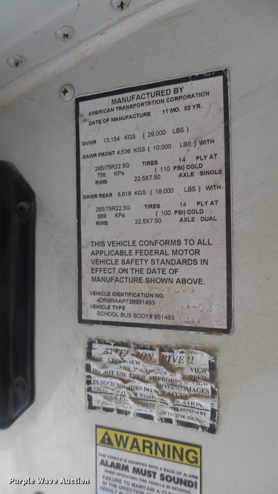 image for item DC1932 2003 International school bus