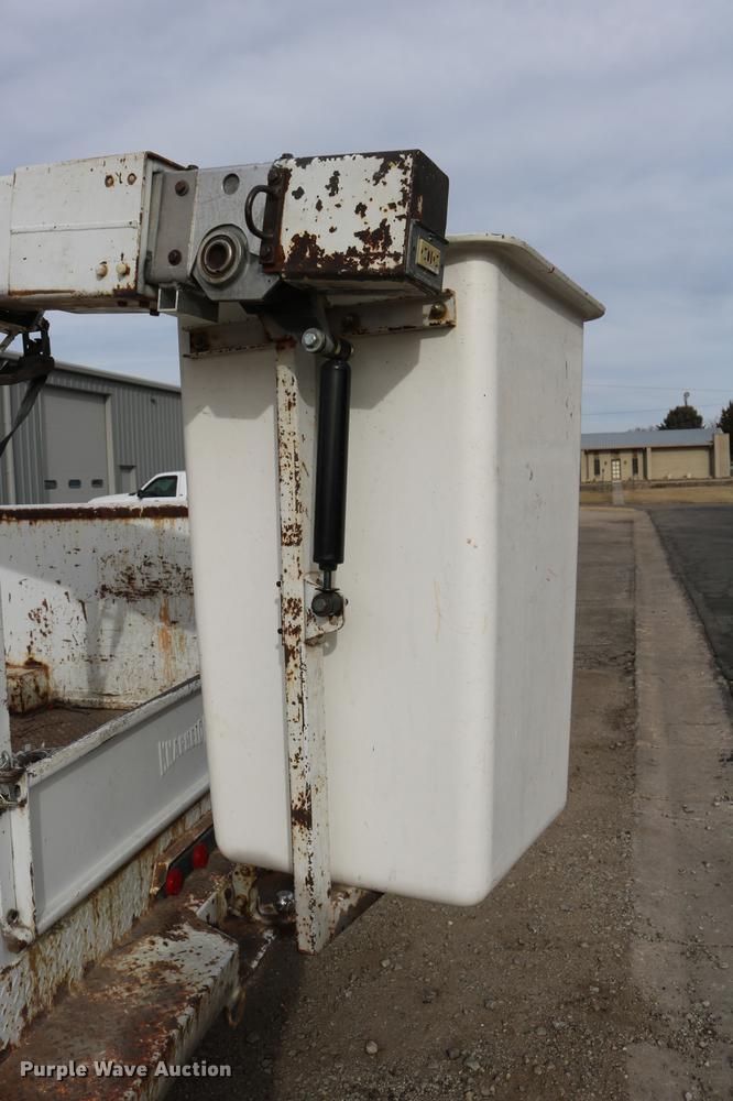 image for item DC3558 1993 Ford F350 Super Duty bucket truck