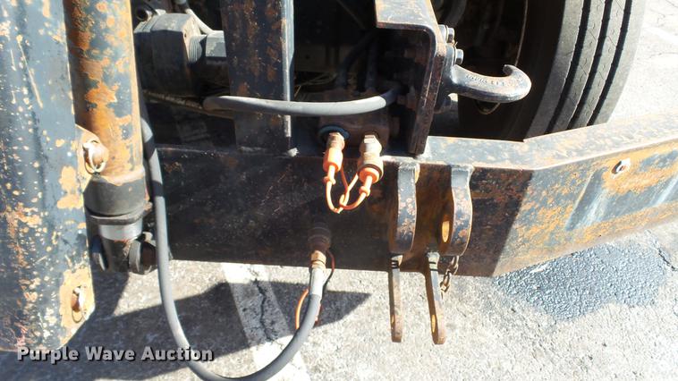 image for item DC4249 2000 International 4900 dump truck