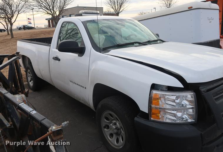image for item DC5640 2008 Chevrolet Silverado 1500 pickup truck