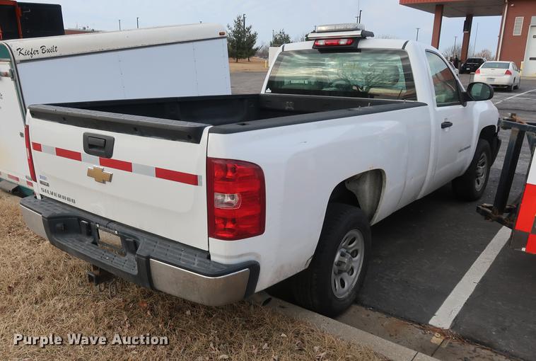 image for item DC5640 2008 Chevrolet Silverado 1500 pickup truck