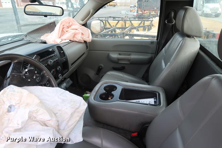 image for item DC5640 2008 Chevrolet Silverado 1500 pickup truck