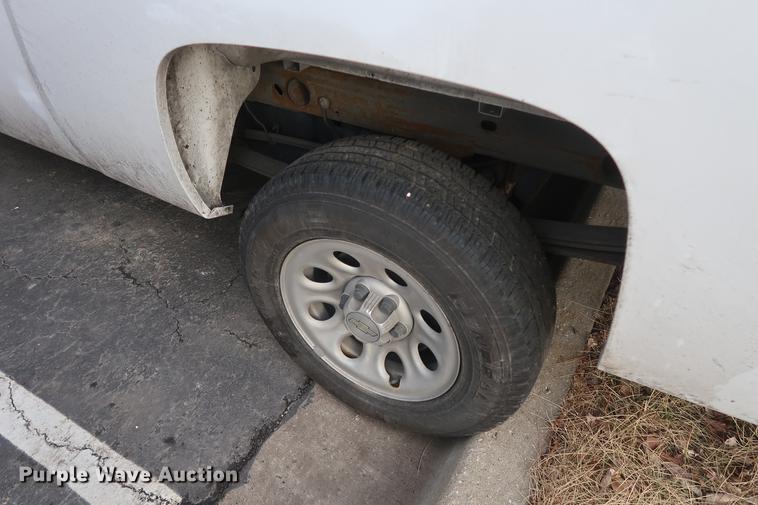 image for item DC5640 2008 Chevrolet Silverado 1500 pickup truck