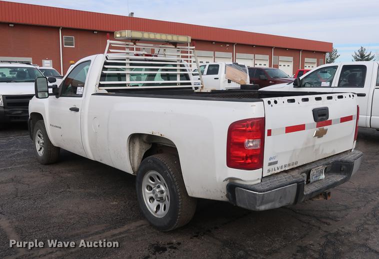 image for item DC5647 2007 Chevrolet Silverado 1500 pickup truck