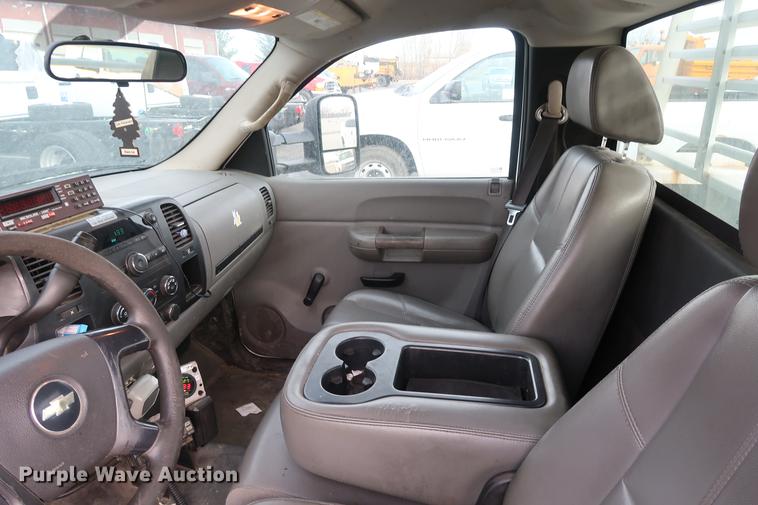 image for item DC5647 2007 Chevrolet Silverado 1500 pickup truck