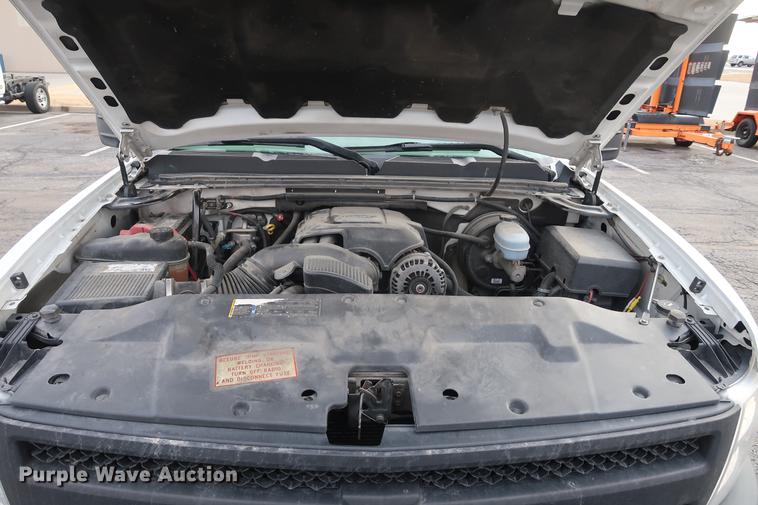 image for item DC5647 2007 Chevrolet Silverado 1500 pickup truck