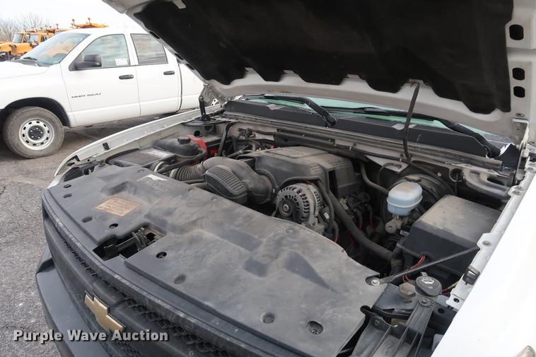 image for item DC5647 2007 Chevrolet Silverado 1500 pickup truck