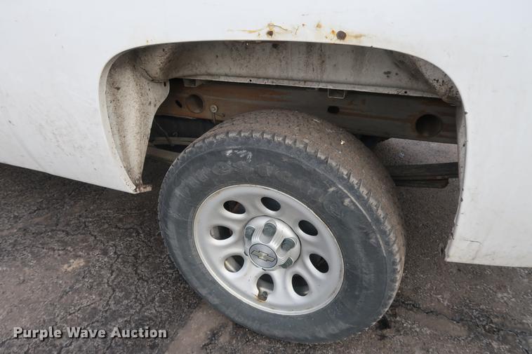 image for item DC5647 2007 Chevrolet Silverado 1500 pickup truck