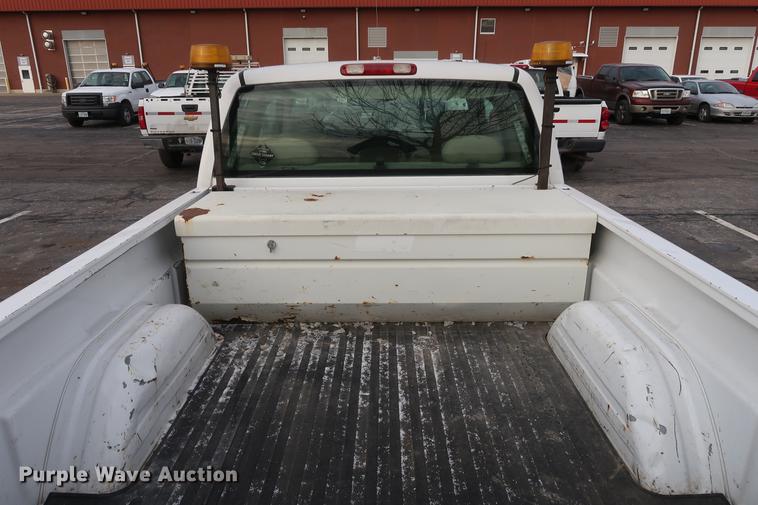 image for item DC5648 2003 Chevrolet Silverado 1500 Ext. Cab pickup truck