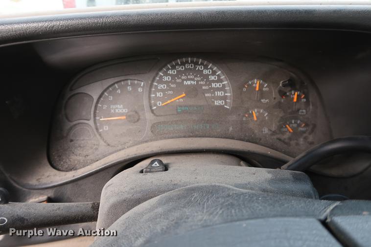 image for item DC5648 2003 Chevrolet Silverado 1500 Ext. Cab pickup truck