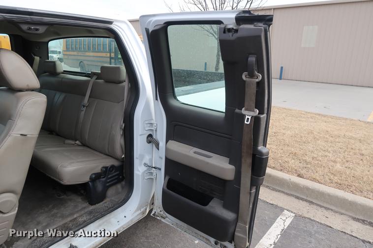 image for item DC5652 2009 Ford F150 SuperCab pickup truck