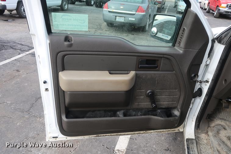 image for item DC5652 2009 Ford F150 SuperCab pickup truck