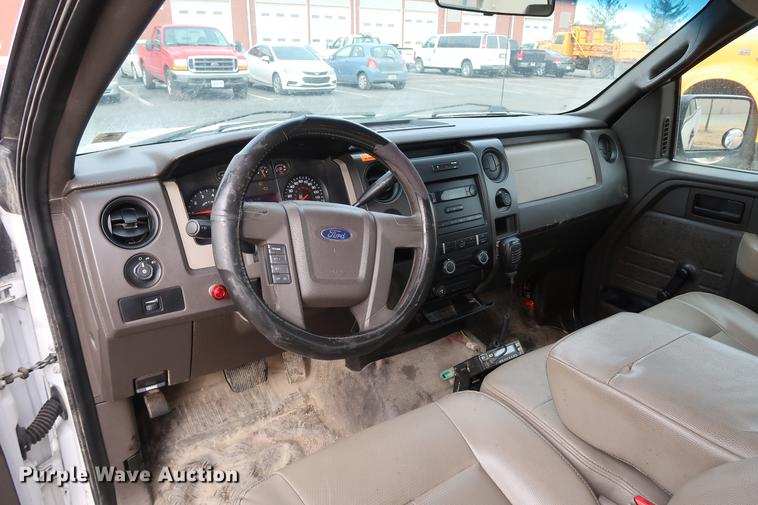 image for item DC5652 2009 Ford F150 SuperCab pickup truck