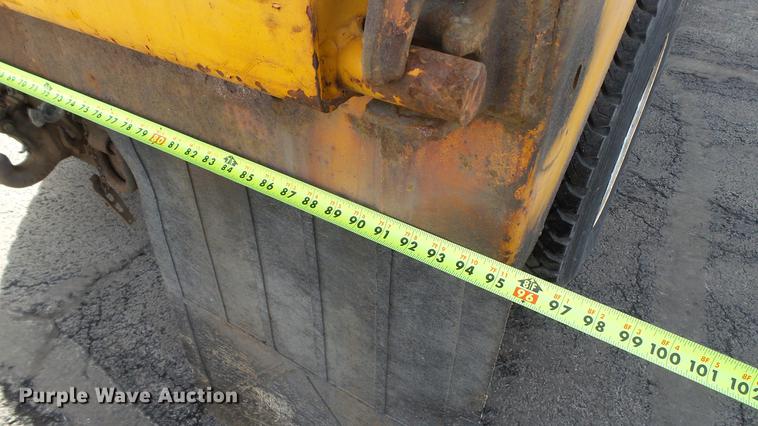 image for item DC5655 2002 International 4900 dump truck