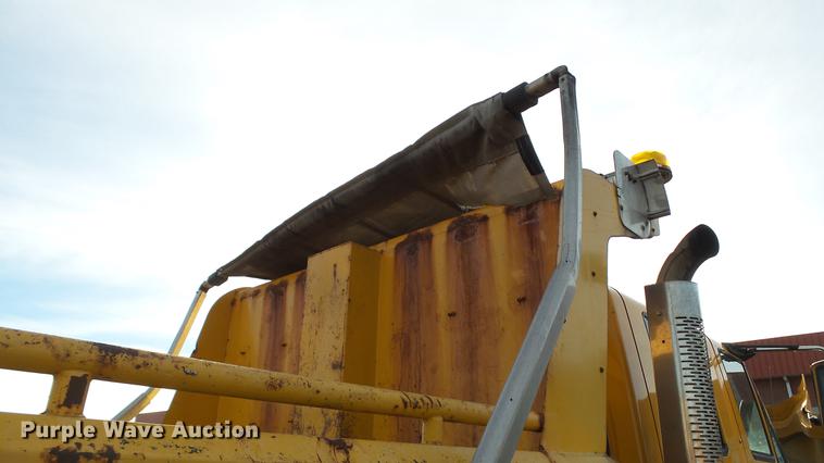 image for item DC5656 2006 International 7400 Crew Cab dump truck