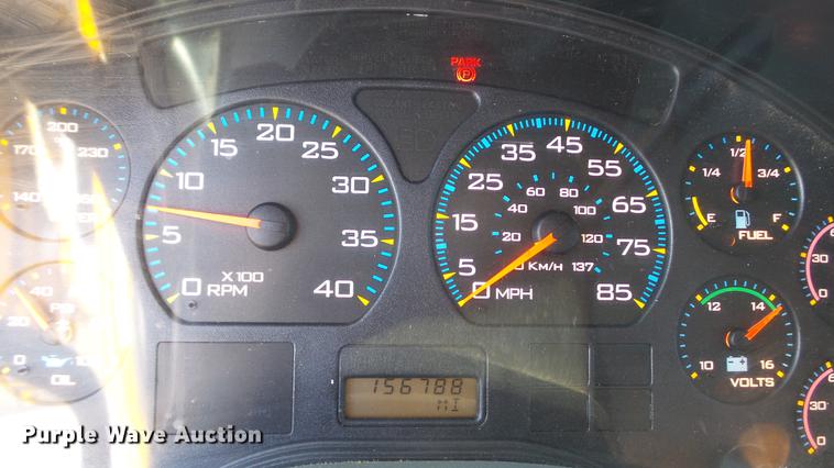 image for item DC5657 2006 International 7400 dump truck