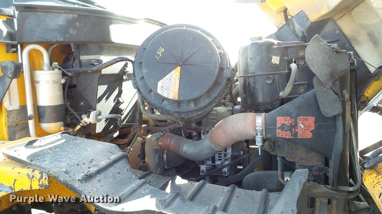 image for item DC5657 2006 International 7400 dump truck