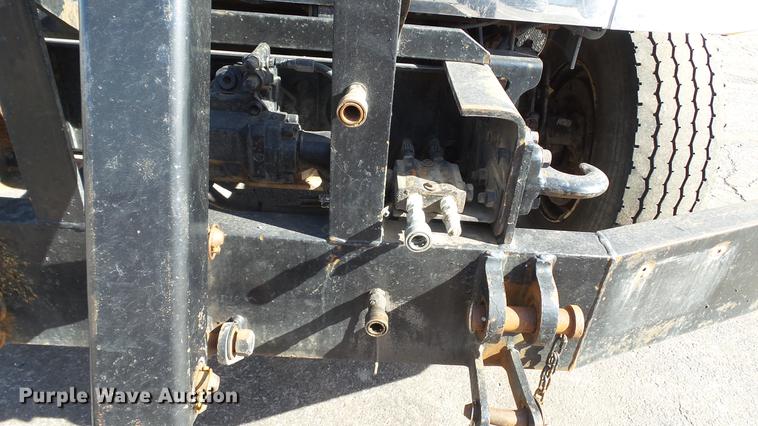 image for item DC5657 2006 International 7400 dump truck