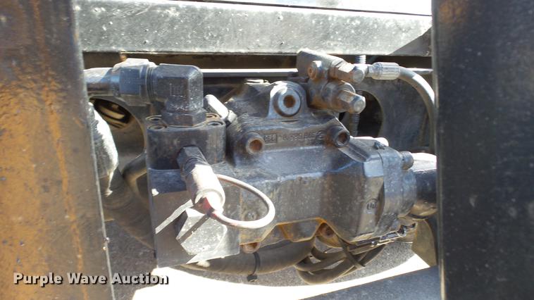 image for item DC5657 2006 International 7400 dump truck