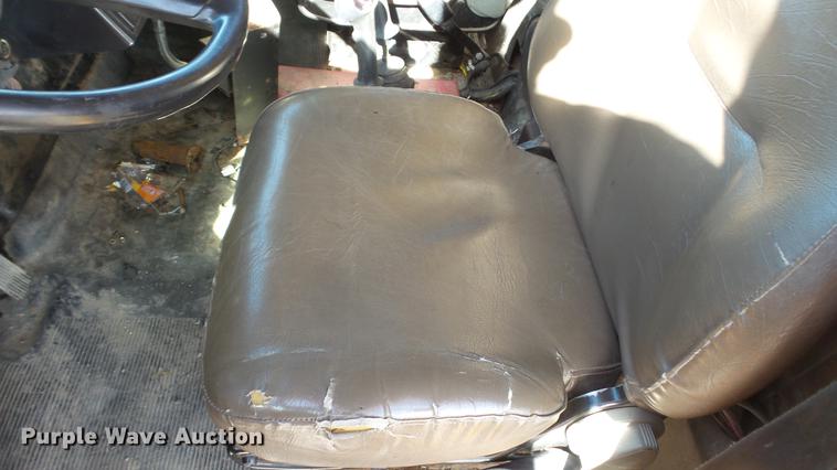 image for item DC5658 2002 International F2554 dump truck