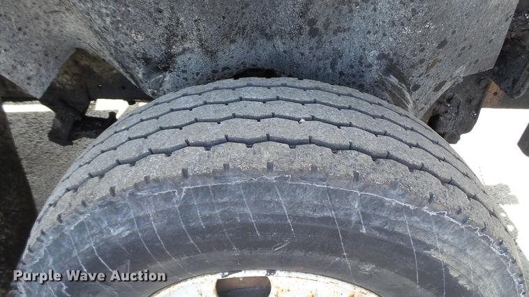 image for item DC5658 2002 International F2554 dump truck