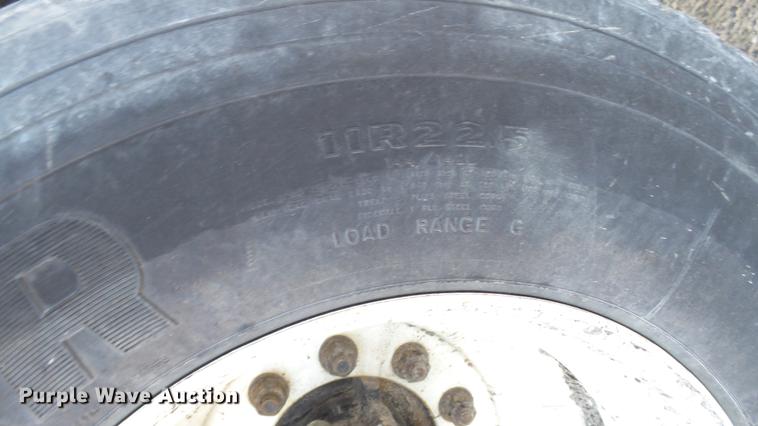 image for item DC5658 2002 International F2554 dump truck