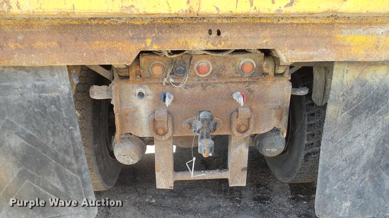 image for item DC5658 2002 International F2554 dump truck