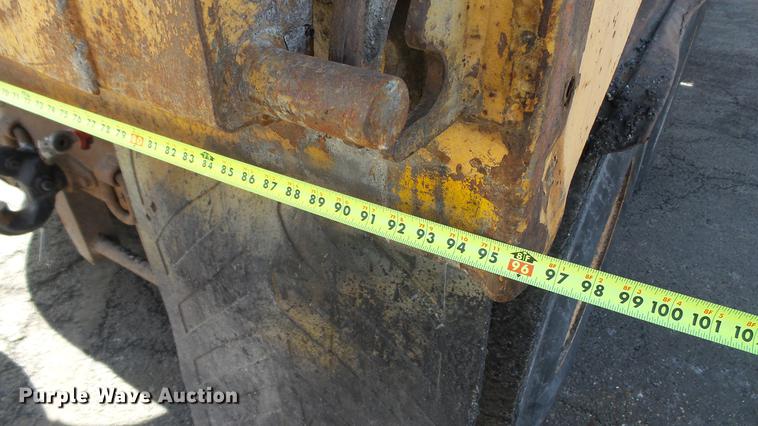 image for item DC5658 2002 International F2554 dump truck