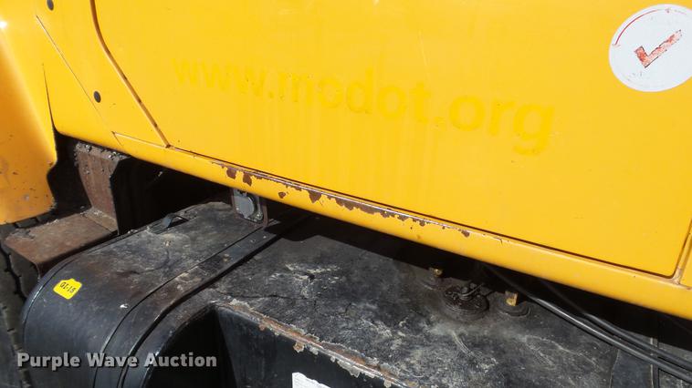 image for item DC5658 2002 International F2554 dump truck