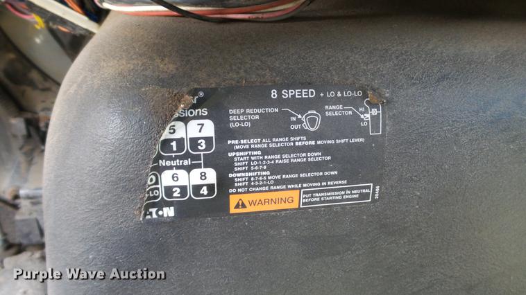 image for item DC5660 2006 International 7500 dump truck