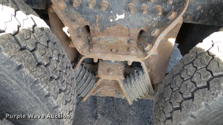 image for item DC5660 2006 International 7500 dump truck