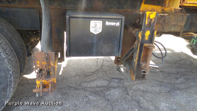 image for item DC5660 2006 International 7500 dump truck