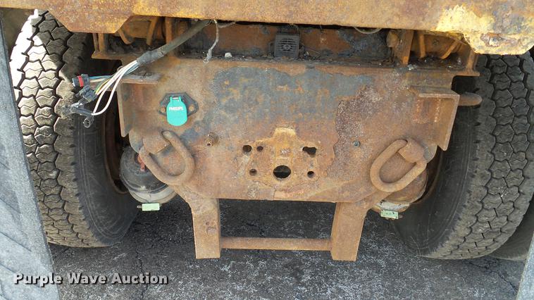 image for item DC5660 2006 International 7500 dump truck