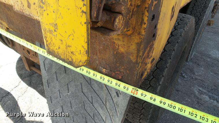 image for item DC5660 2006 International 7500 dump truck