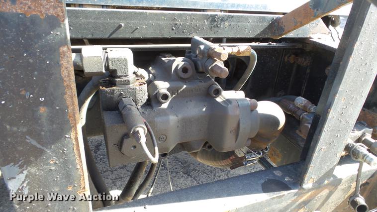 image for item DC5660 2006 International 7500 dump truck