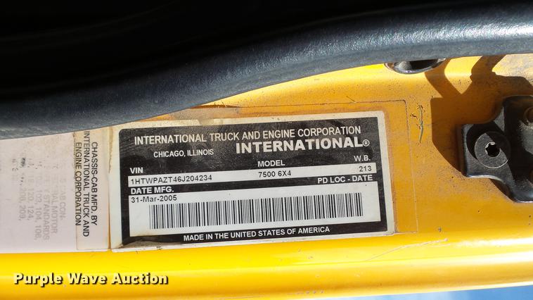 image for item DC5660 2006 International 7500 dump truck