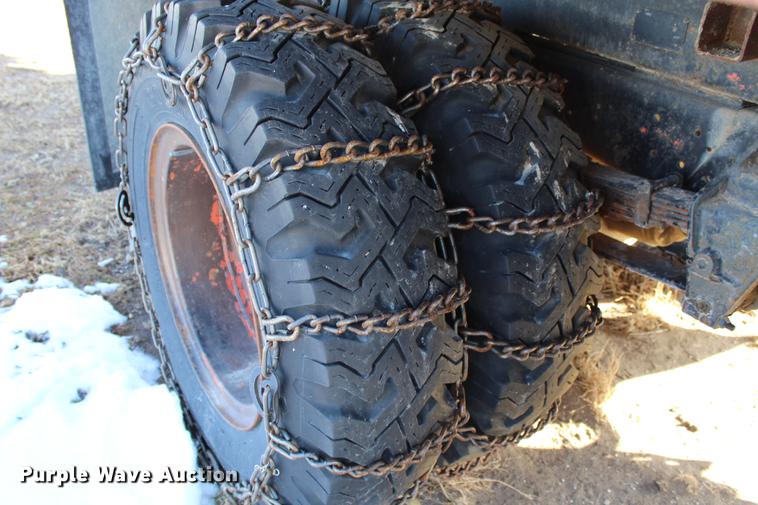 image for item DC7727 1976 Ford F700 dump truck