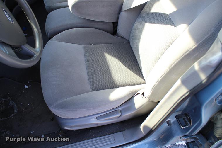 image for item DC7728 2006 Ford Taurus SE