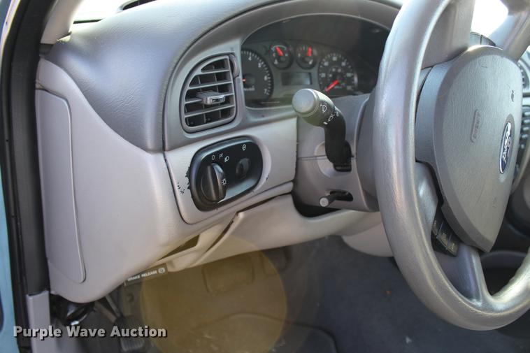 image for item DC7728 2006 Ford Taurus SE