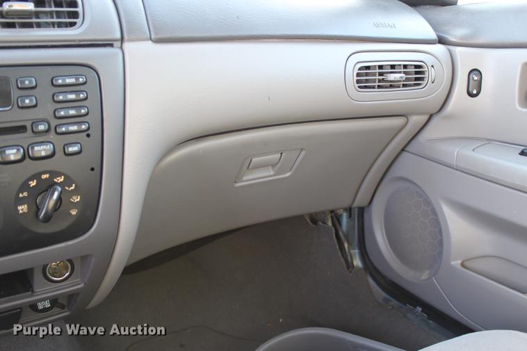 image for item DC7728 2006 Ford Taurus SE